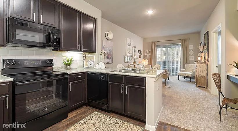 Luxury austin apartment south