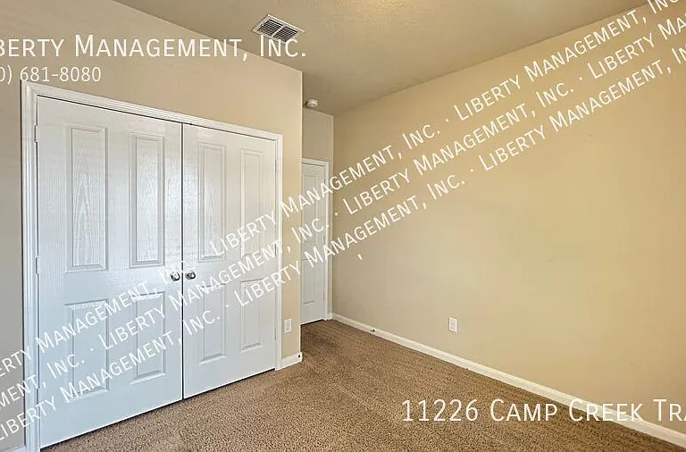 11226 Camp Creek Trl — Photo 16