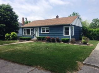 17904 Wentworth Ave, Lansing, IL