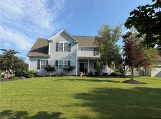 1283 Windward Ln, Kent, OH 44240