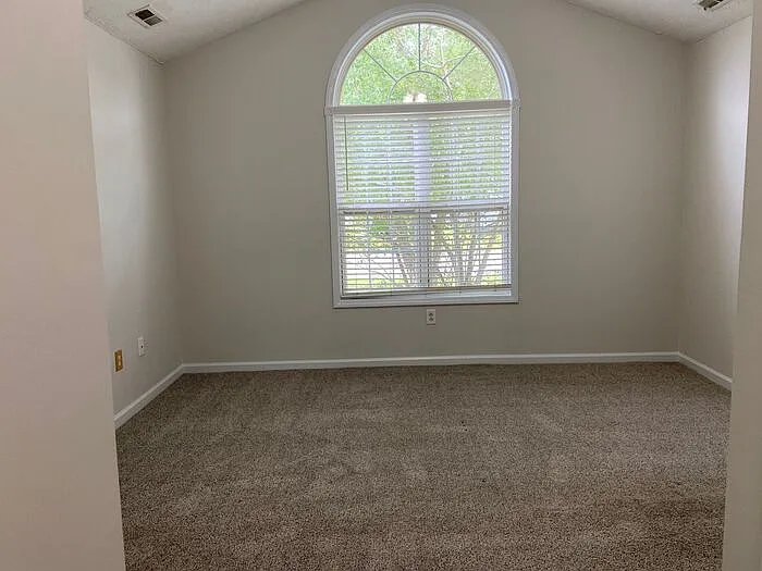 183 Independence Dr — Photo 15