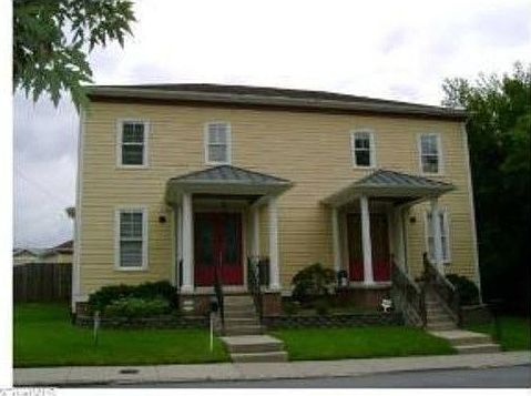 1st image of 309 Murray St