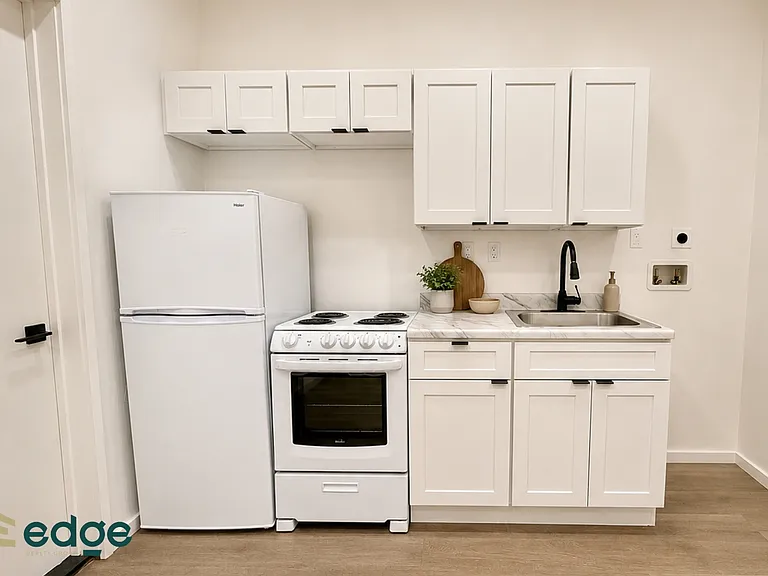 3609 15th Ave #3F — Photo 2