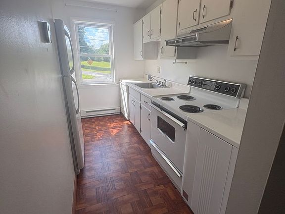 3rd image of 404 Woodcliff Ave #1-103