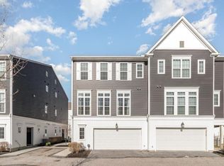 3112 Detweiler Ln, Mechanicsburg, PA 17055