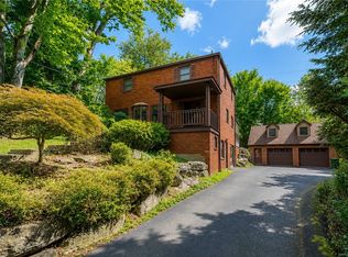 628 Orchard Hill Dr, Pittsburgh, PA 15238