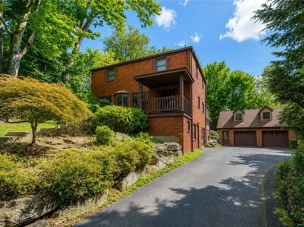 628 Orchard Hill Dr, Pittsburgh, PA 15238
