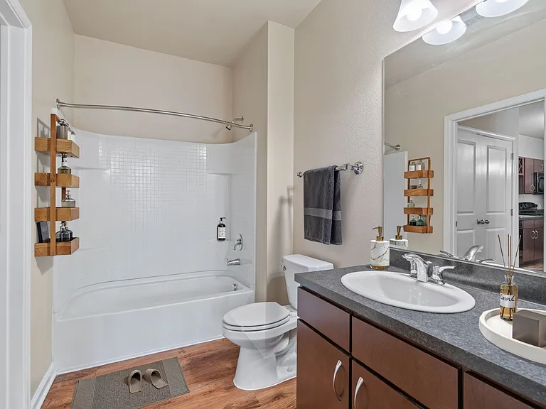 Duncan - 1 Bed / 1 Bath - 857 Sq.Ft.