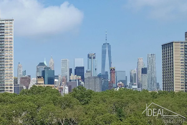 Sold by Ideal Properties Group | media 8