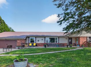 13640 Oak Leaf Ln, Carthage, MO 64836