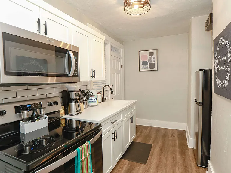 832 Brandon Ave #4 — Photo 7