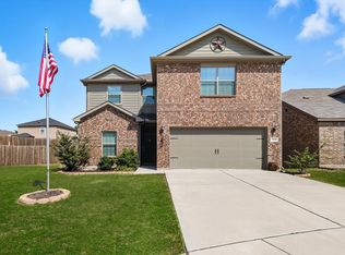 204 Point Rider Rd, Newark, TX 76071