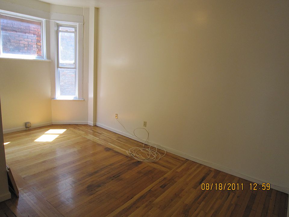 Building Photo 3