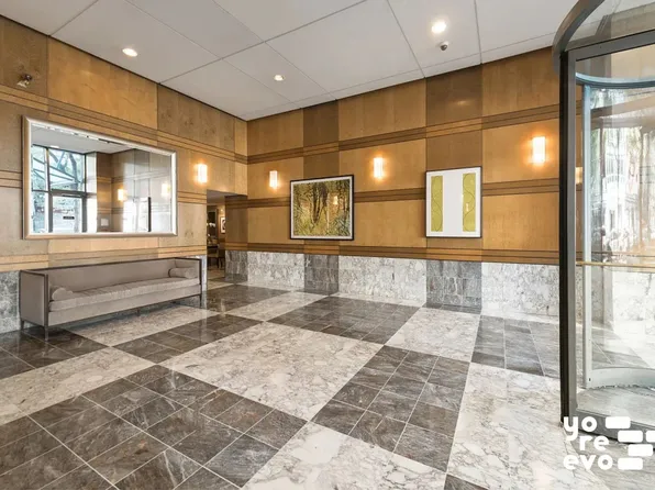 300 East 85th Street image 11 of 15