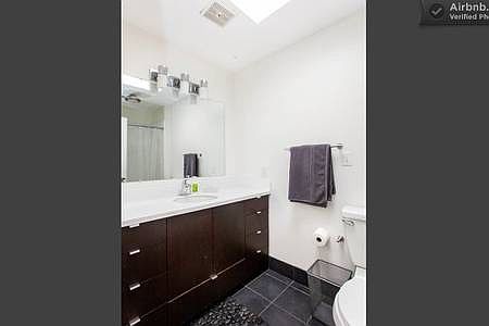 4th image of 7602 Eads Ave