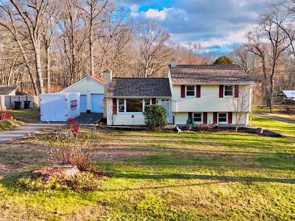 122 North Airline Road, Wallingford, CT 06492
