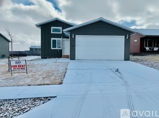 5229 Coal Bank Dr, Rapid City, SD 57701