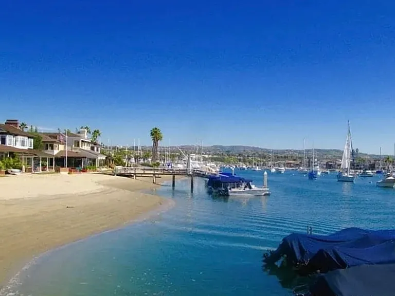 65 Beacon Bay — Photo 3
