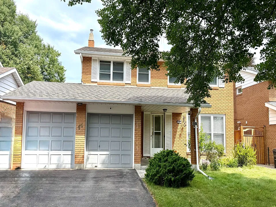 44 Castledene Cres