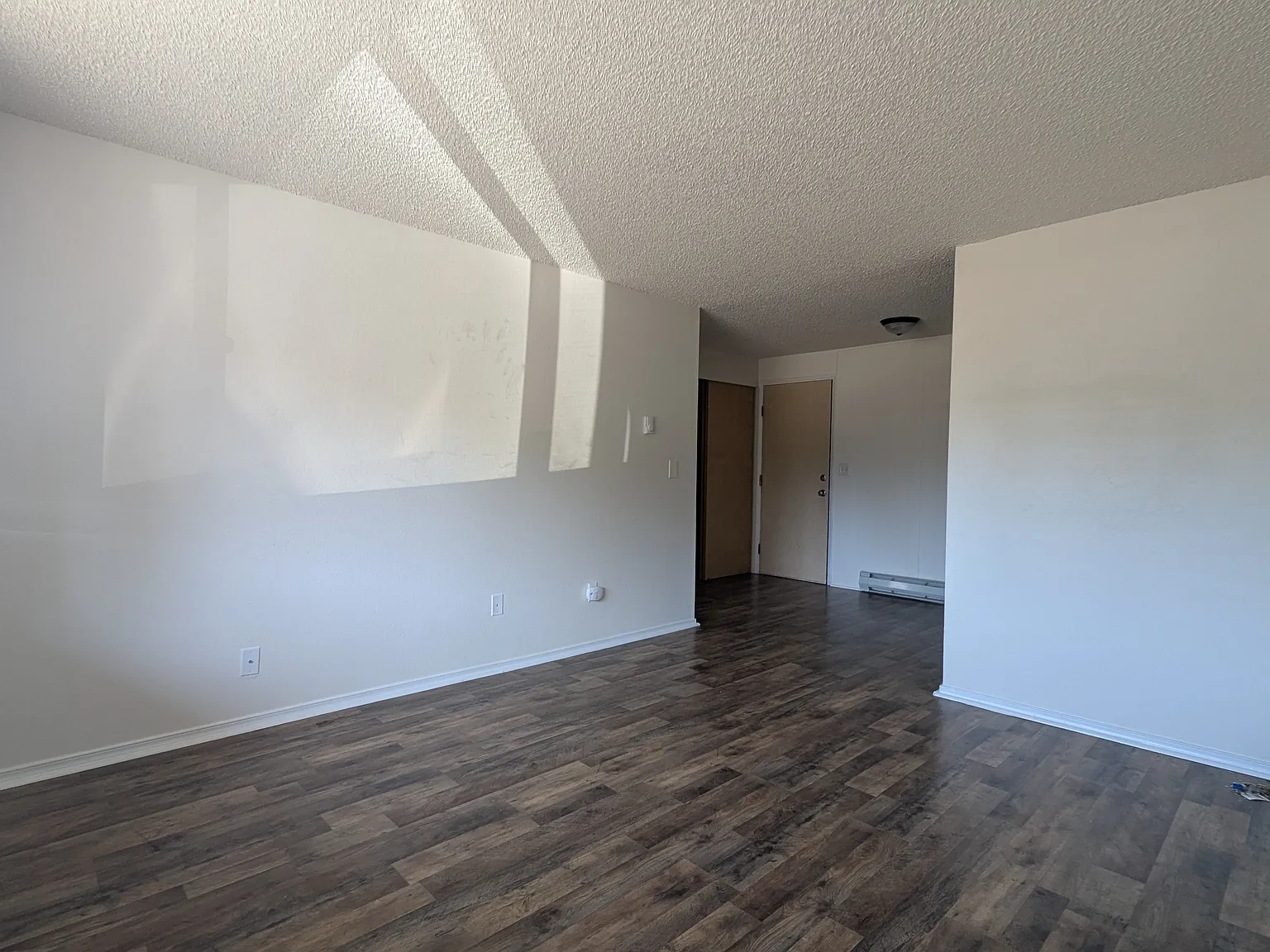1 bed, 490 sqft, $1,100 — Photo 4