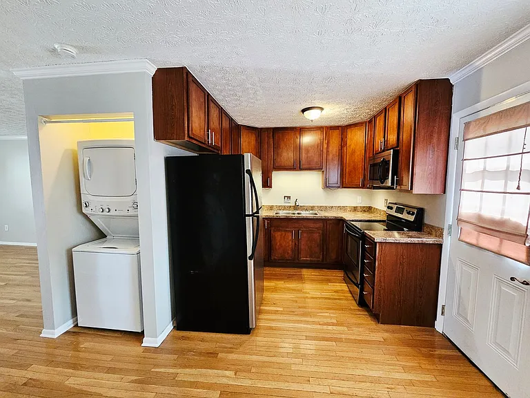 3054 Dorris Ave — Photo 12