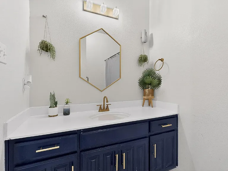 2502 Morningstar Ln — Photo 23