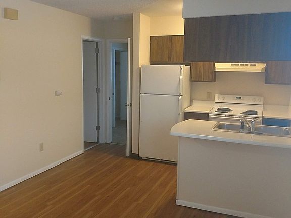 3rd image of 2312 Ernest Ave APT B