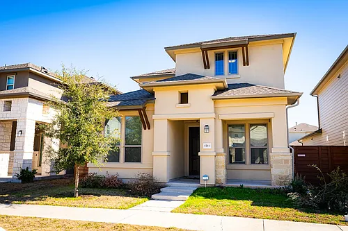 1711 Arcilla St Photo 1
