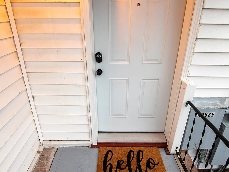 1402 Lafayette Blvd #1 — Photo 11
