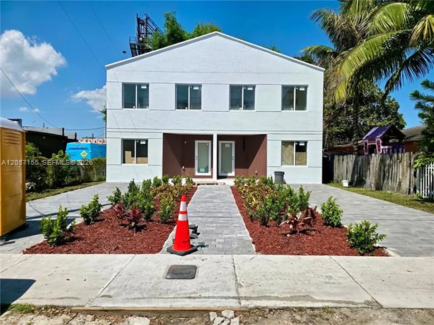 1629 NW 40th St th 1, Miami, FL 33142 — Photo 2