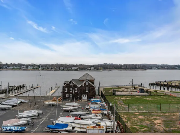 4 Boat Club Court #2E, Red Bank, NJ 07701