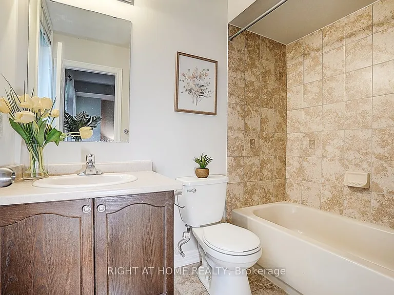 151 Silverwood Ave #15 — Photo 30