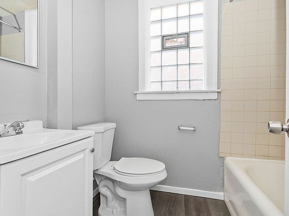 5th image of 8139-8145 S Maryland Ave #8145-G