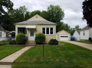 1102 12th Ave NE, Austin, MN 55912
