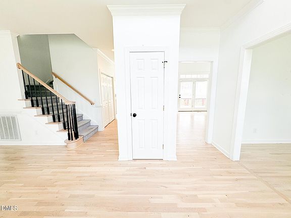 5th image of 120 Denada Path