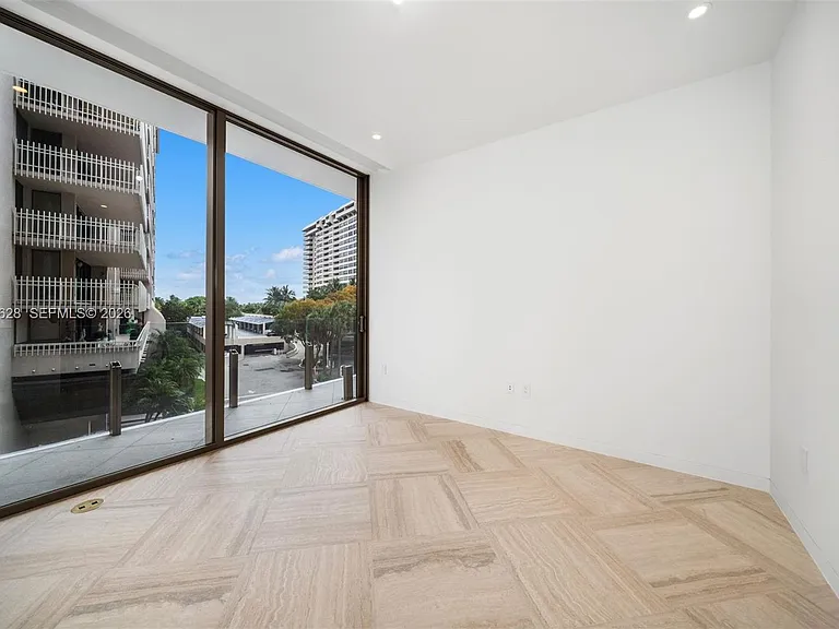 5 Grove Isle Dr #S302 — Photo 15