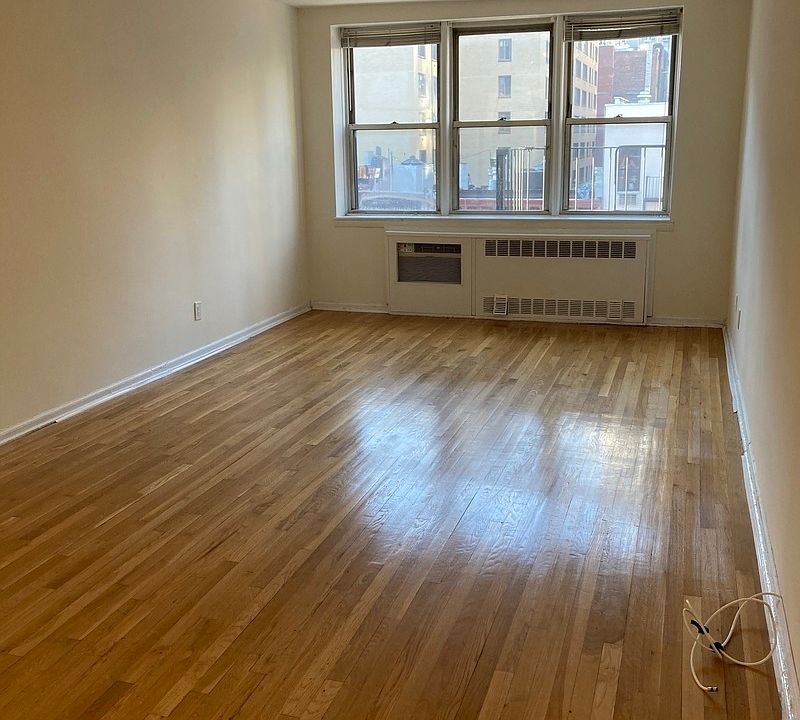 1st image of 1380 1st Ave #6E