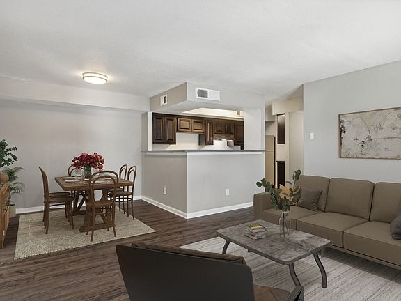 Living / Dining Area