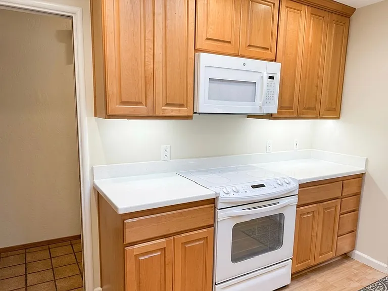 3418 McEllen Ct — Photo 7