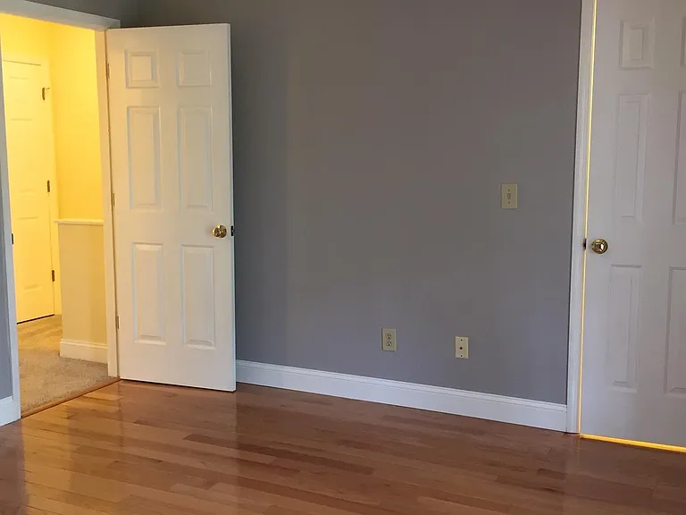 303 Walnut St — Photo 11