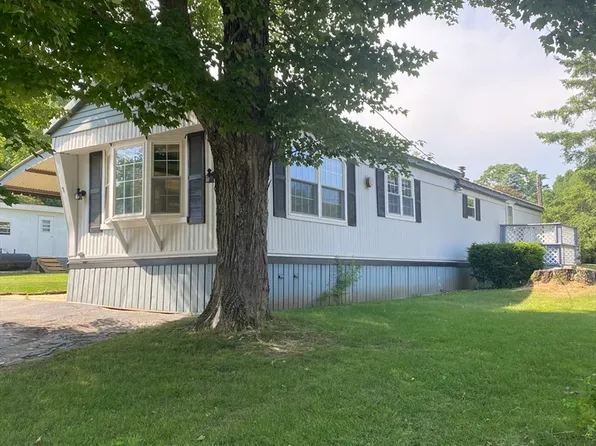 7 Buckboard Pass, Brookfield, MA 01506