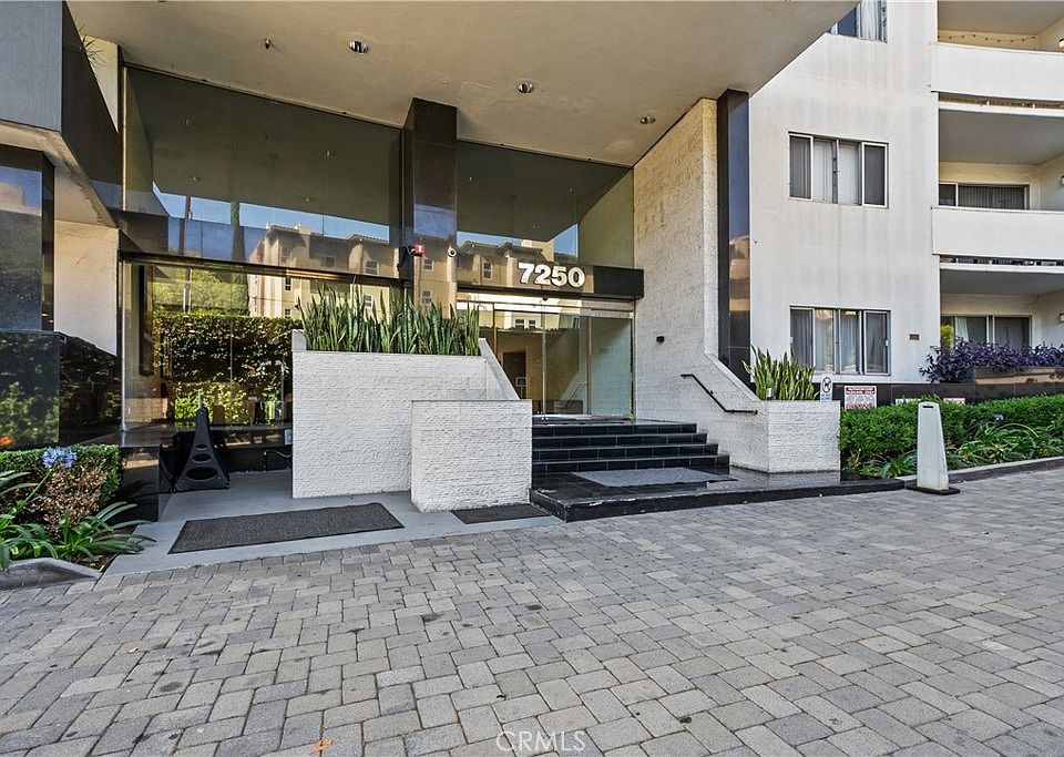 1st image of 7250 Franklin Ave Unit 311