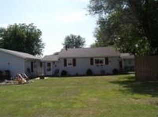 547 129th St, Avon, IL 61415