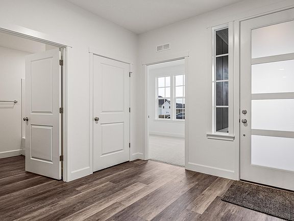 4th image of 2597 Casa Bella Ave