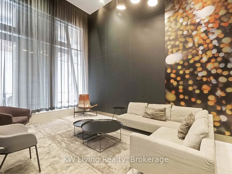 30 Nelson St #2209 — Photo 3