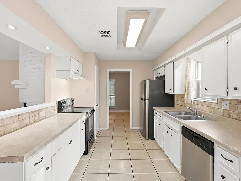 22222 Kerryblue Dr — Photo 10