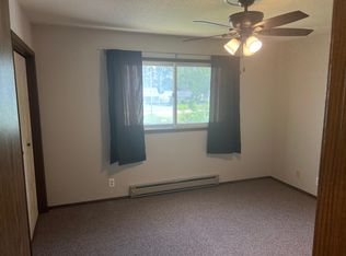 1503 F Ave NW APT 8A, Cedar Rapids, IA 52405