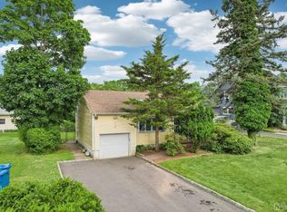 782 Old Raritan Rd, Edison, NJ 08820