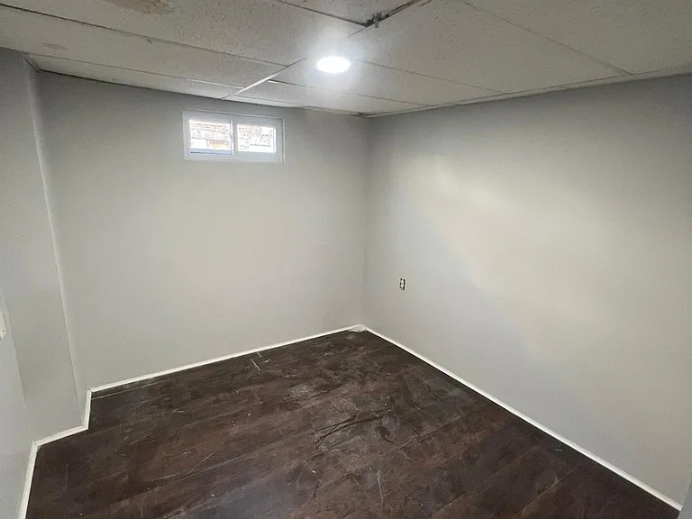 1223 Gilham St — Photo 13
