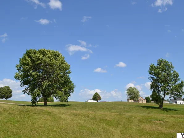 8623 12th Ave, Plattsmouth, NE 68048